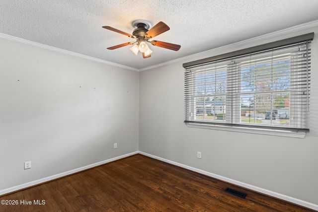 1033 Decatur Road, Jacksonville, NC 28540