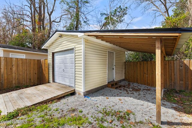 1033 Decatur Road, Jacksonville, NC 28540