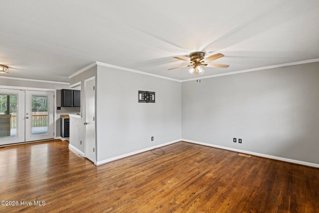 1033 Decatur Road, Jacksonville, NC 28540