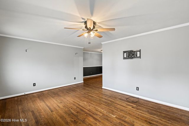 1033 Decatur Road, Jacksonville, NC 28540