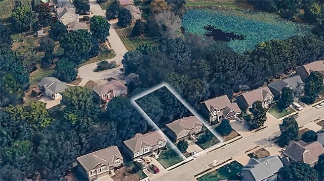 809 Colonial Drive, Pleasant Hill, MO 64080