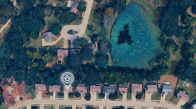 809 Colonial Drive, Pleasant Hill, MO 64080