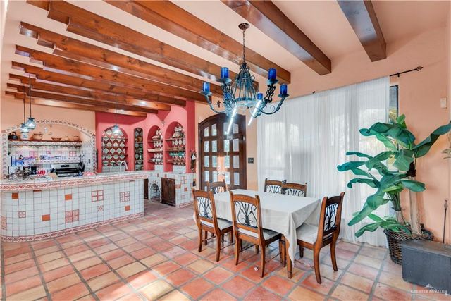 1211 Moon Lake S Drive, Weslaco, TX 78596