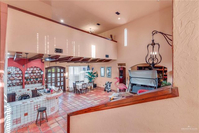 1211 Moon Lake S Drive, Weslaco, TX 78596