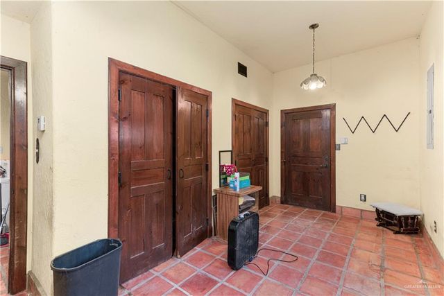 1211 Moon Lake S Drive, Weslaco, TX 78596