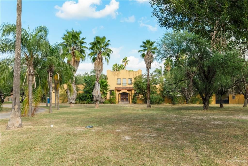 1211 Moon Lake S Drive, Weslaco, TX 78596