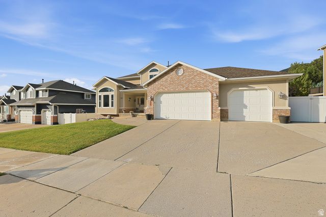 1361 E MARTHA DUNYON CIR, Draper, UT 84020