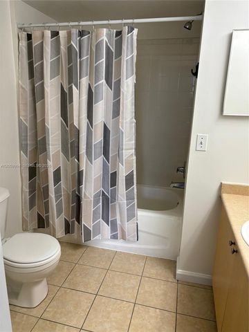 1919 Van Buren St 414A, Hollywood, FL 33020