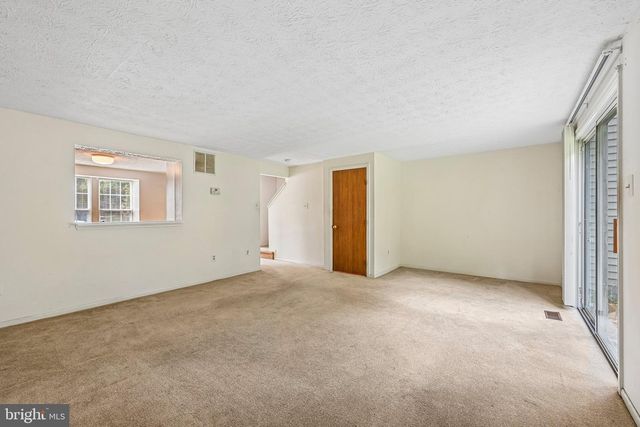 8366 SILVER TRUMPET DR, Columbia, MD 21045