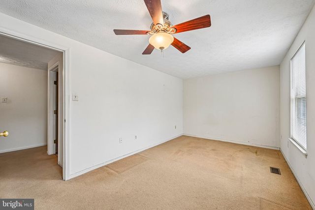 8366 SILVER TRUMPET DR, Columbia, MD 21045