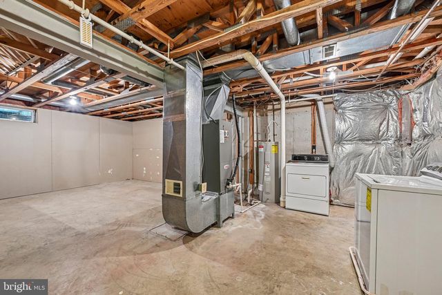 8366 SILVER TRUMPET DR, Columbia, MD 21045