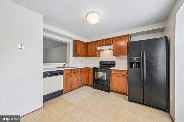 8366 SILVER TRUMPET DR, Columbia, MD 21045