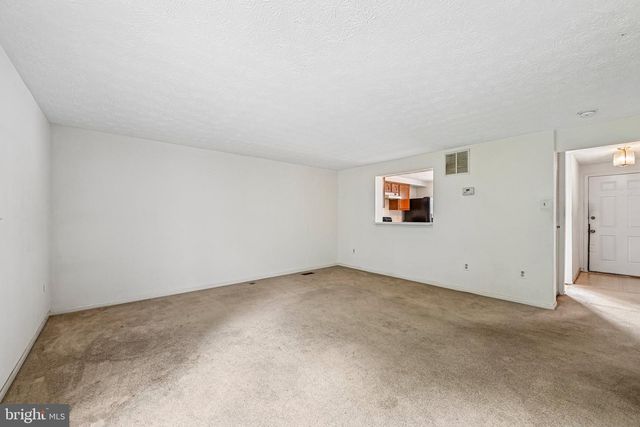 8366 SILVER TRUMPET DR, Columbia, MD 21045