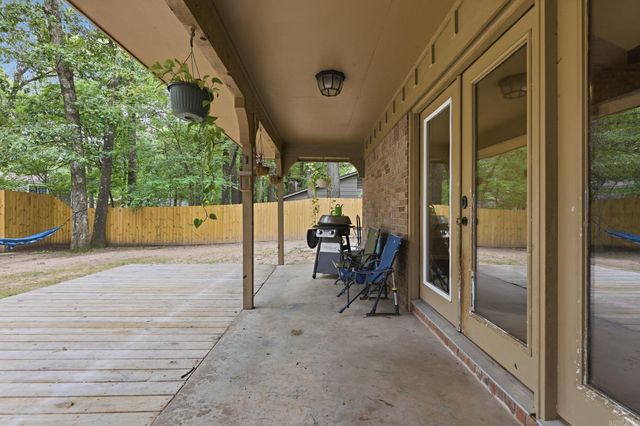 1330 Salem Road, Conway, AR 72034