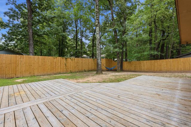 1330 Salem Road, Conway, AR 72034