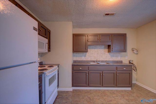 2253 Flippin Circle, Huntsville, AL 35810