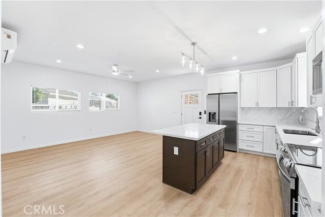 21003 Longworth, Lakewood, CA 90715