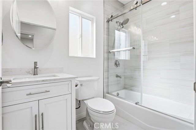 21003 Longworth, Lakewood, CA 90715