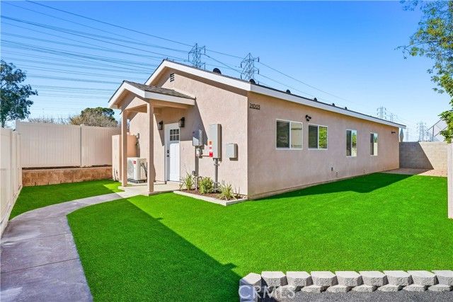 21003 Longworth, Lakewood, CA 90715
