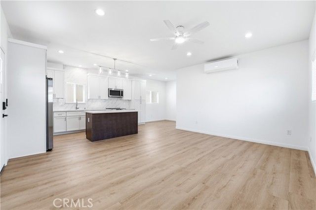 21003 Longworth, Lakewood, CA 90715