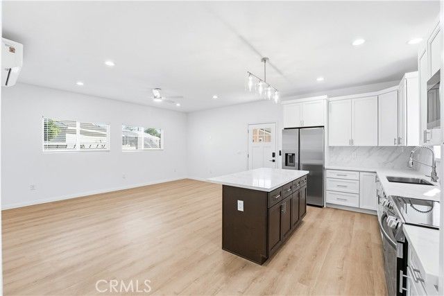 21003 Longworth, Lakewood, CA 90715