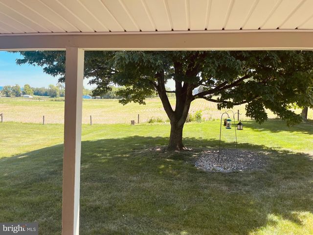 222 HEMPT RD, Mechanicsburg, PA 17050