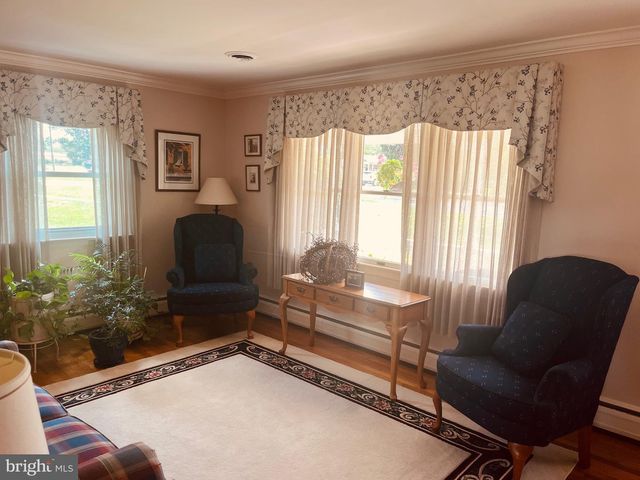 222 HEMPT RD, Mechanicsburg, PA 17050