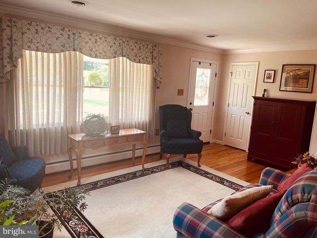 222 HEMPT RD, Mechanicsburg, PA 17050