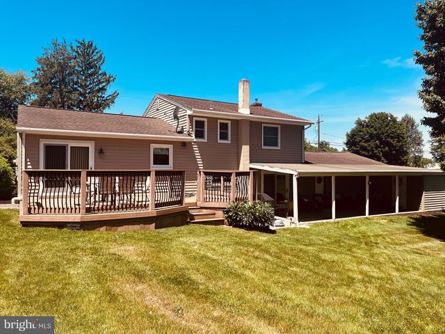 222 HEMPT RD, Mechanicsburg, PA 17050