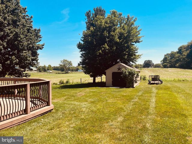 222 HEMPT RD, Mechanicsburg, PA 17050