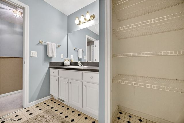 6710 Woodruff Court, Middleburg Heights, OH 44130