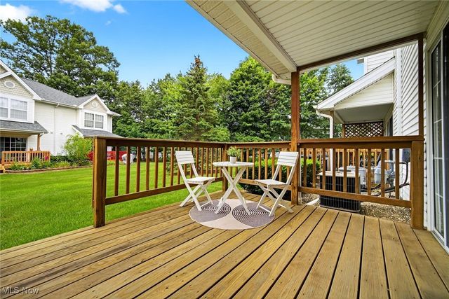 6710 Woodruff Court, Middleburg Heights, OH 44130