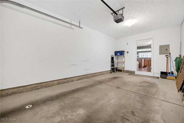 6710 Woodruff Court, Middleburg Heights, OH 44130