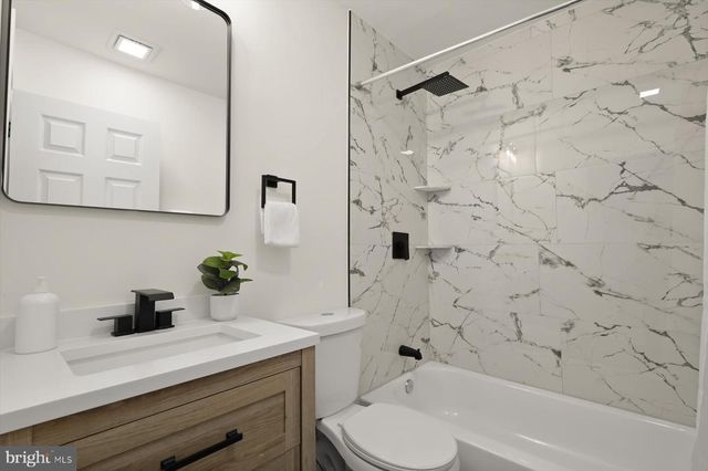 2025 GREENGAGE RD, Windsor Mill, MD 21244