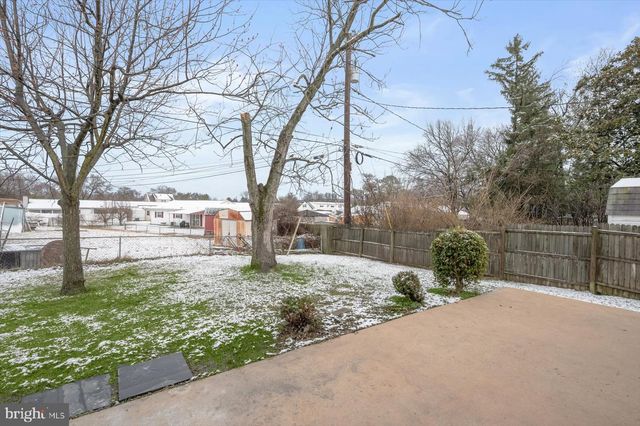 2025 GREENGAGE RD, Windsor Mill, MD 21244