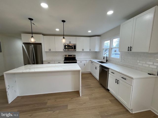 2025 GREENGAGE RD, Woodlawn, MD 21207