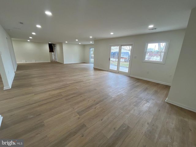 2025 GREENGAGE RD, Woodlawn, MD 21207