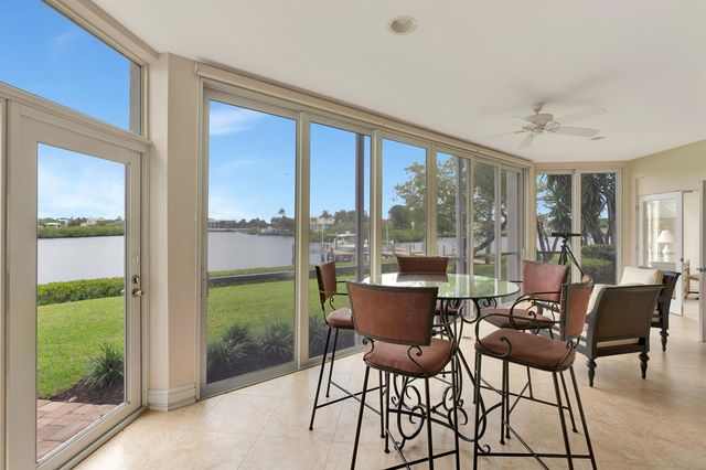 2704 Captains Way, Jupiter, FL 33477