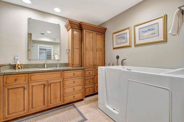 2704 Captains Way, Jupiter, FL 33477