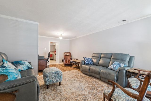 8318 Lullwater Drive, Dallas, TX 75218