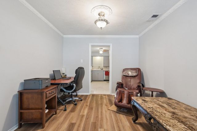 8318 Lullwater Drive, Dallas, TX 75218