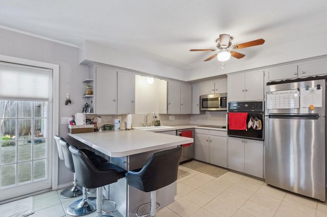 8318 Lullwater Drive, Dallas, TX 75218