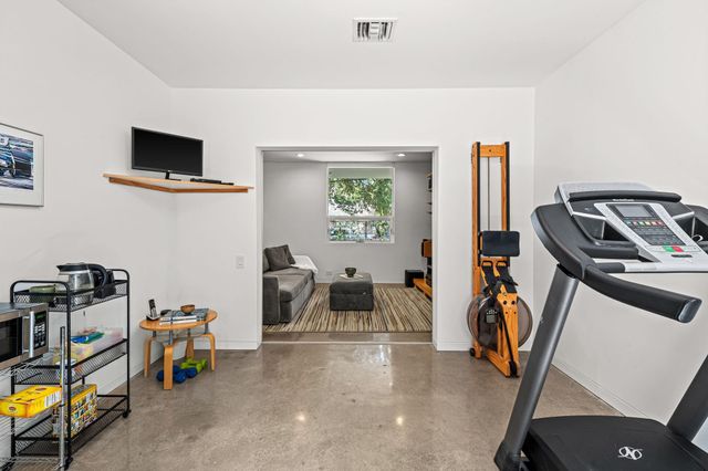 4908 S Shepherd, Houston, TX 77098