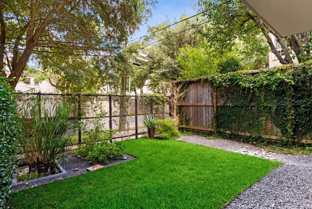 4908 S Shepherd, Houston, TX 77098