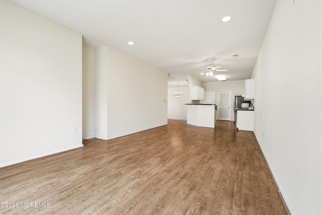 83 Jadelawns Drive, Lakewood, NJ 08701