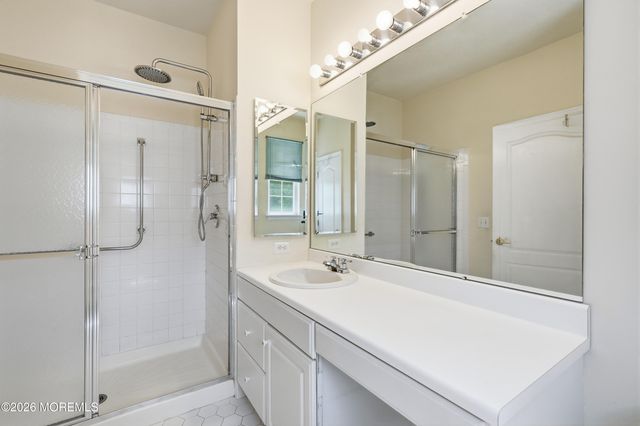 83 Jadelawns Drive, Lakewood, NJ 08701