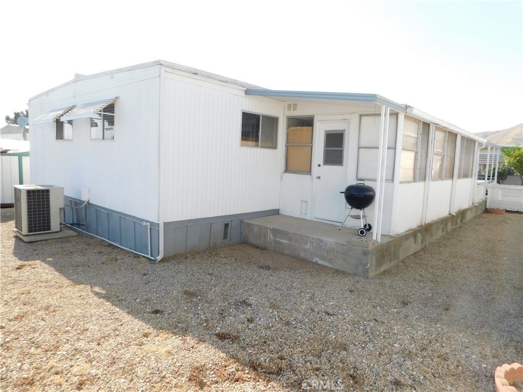 Image 52 of property listing at 12220 5TH Street 226, Yucaipa, CA 92399