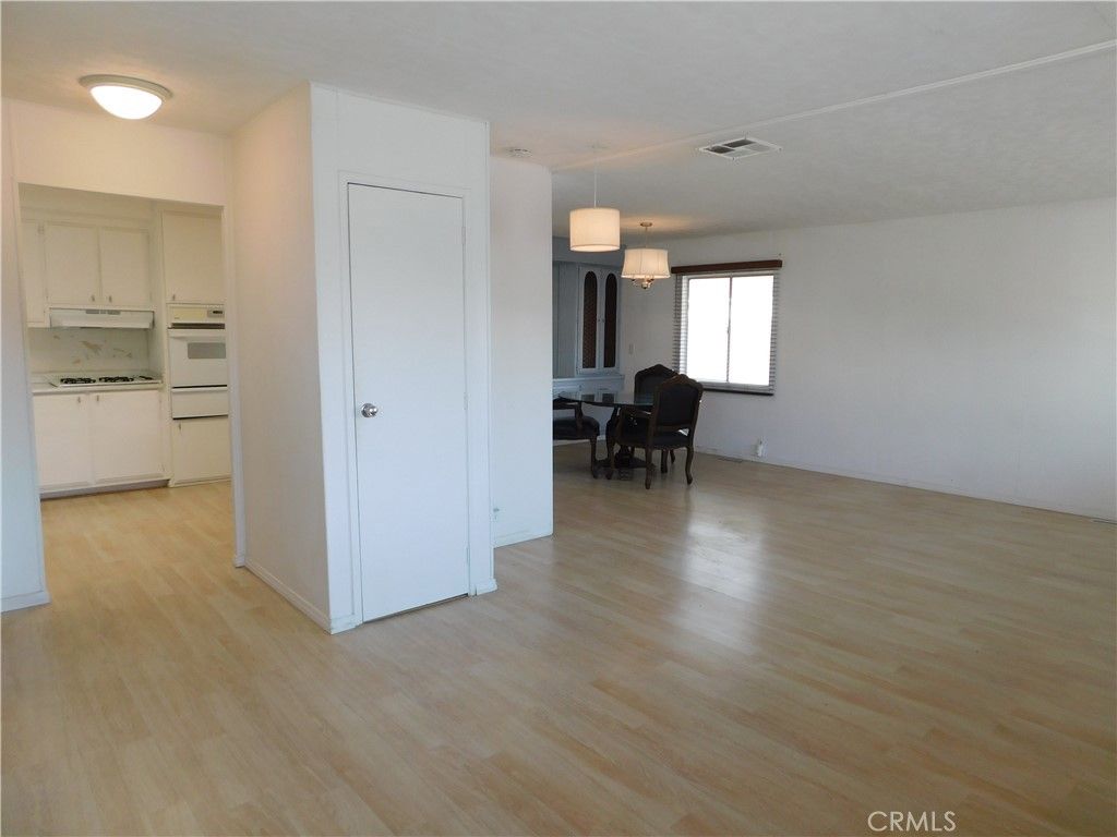 Image 8 of property listing at 12220 5TH Street 226, Yucaipa, CA 92399