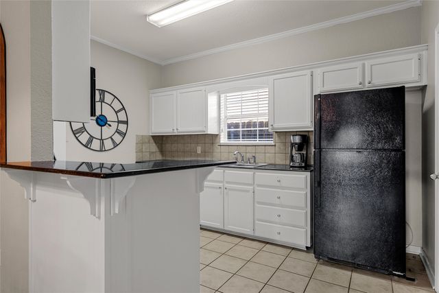 1809 S 11th Street D, Waco, TX 76706