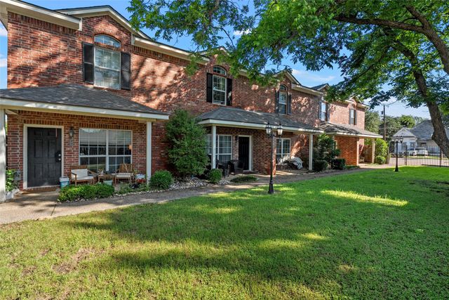 1809 S 11th Street D, Waco, TX 76706